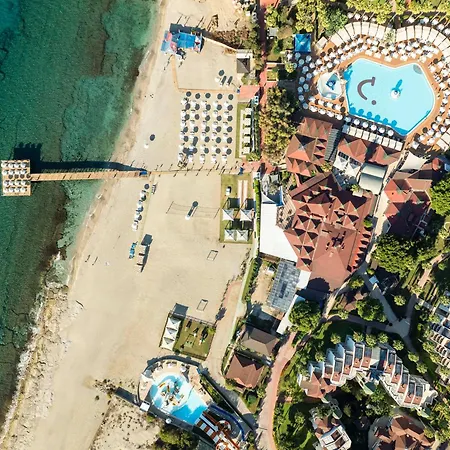 Tui Blue Pascha Bay Szálloda 3*