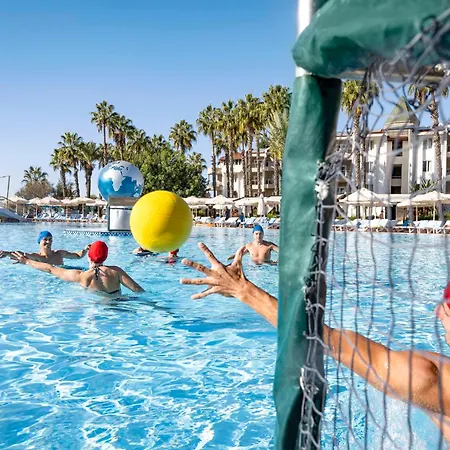 Tui Blue Pascha Bay מלון