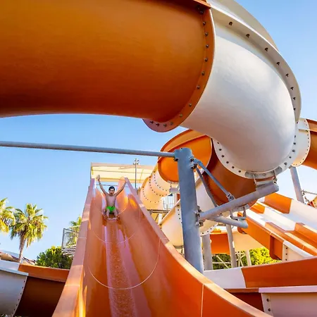 Tui Blue Pascha Bay 3* Konaklı