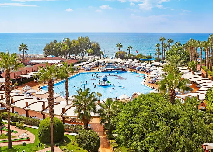 Tui Blue Pascha Bay מהמוטלר