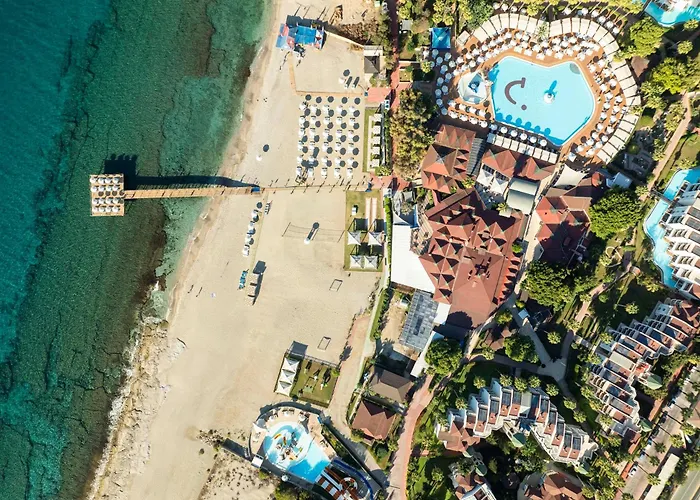 Tui Blue Pascha Bay מלון 3*