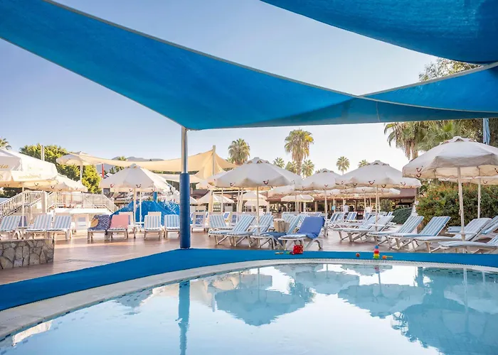 Tui Blue Pascha Bay מלון